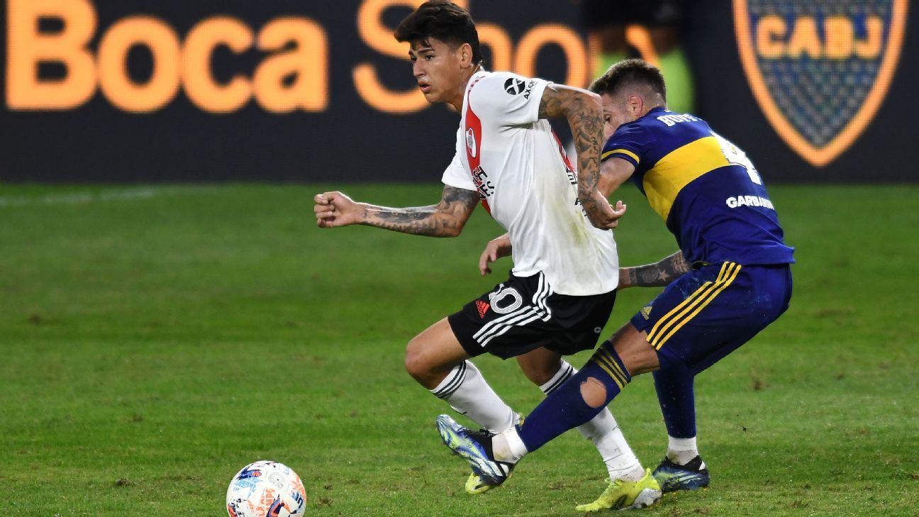 Jorge Carrascal volvió a La Bombonera sin convencer como el 10 de River