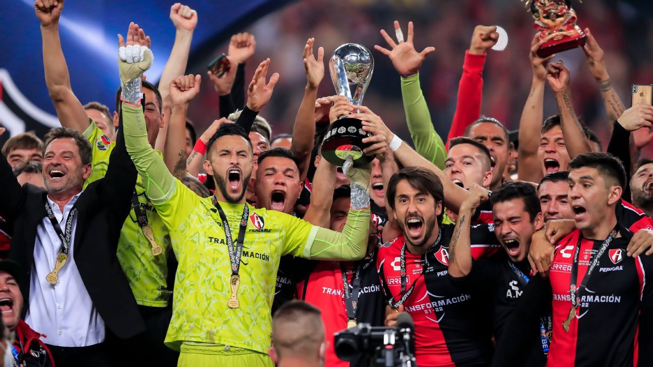 Atlas buscó un Guardiola y encontró su Cocca en el desierto