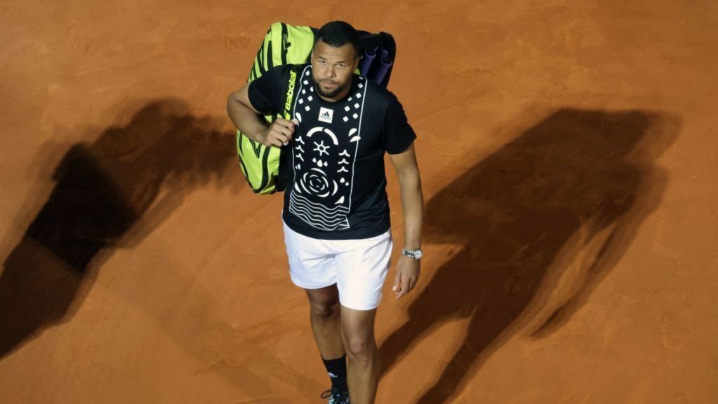 Tsonga lost in Lyon and his last performance is coming up at Roland Garros.