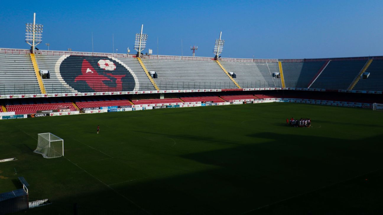 Gobierno de Veracruz promete regreso de futbol profesional en 2023