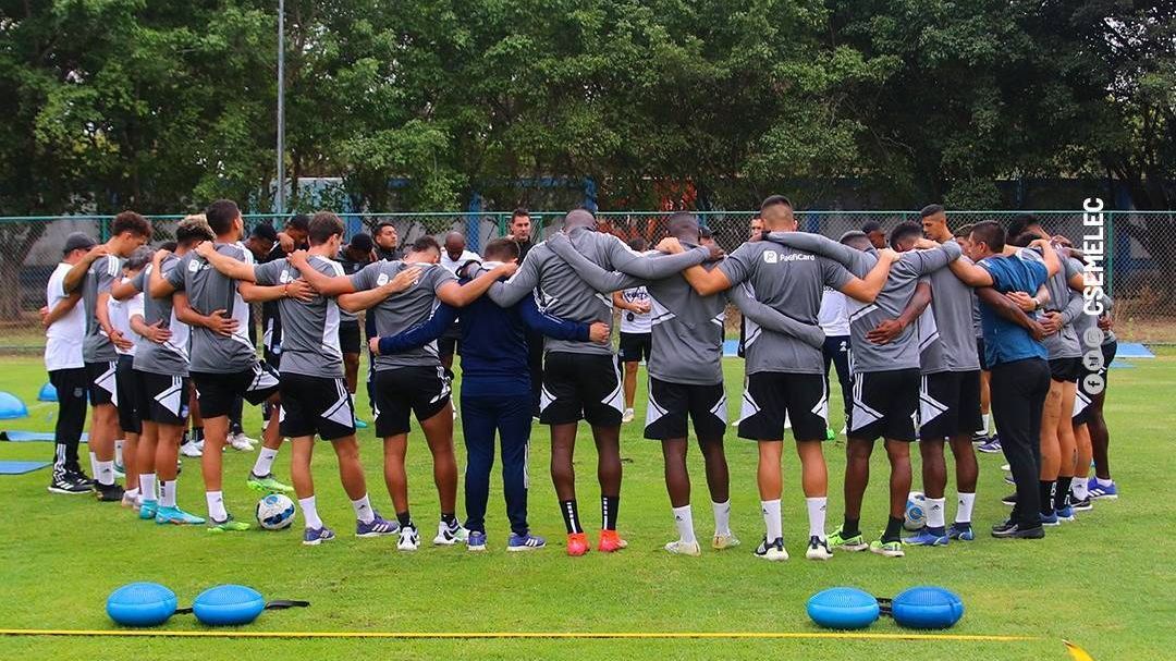 Continúan los problemas para Emelec, el plantel no se entrenó - ESPN