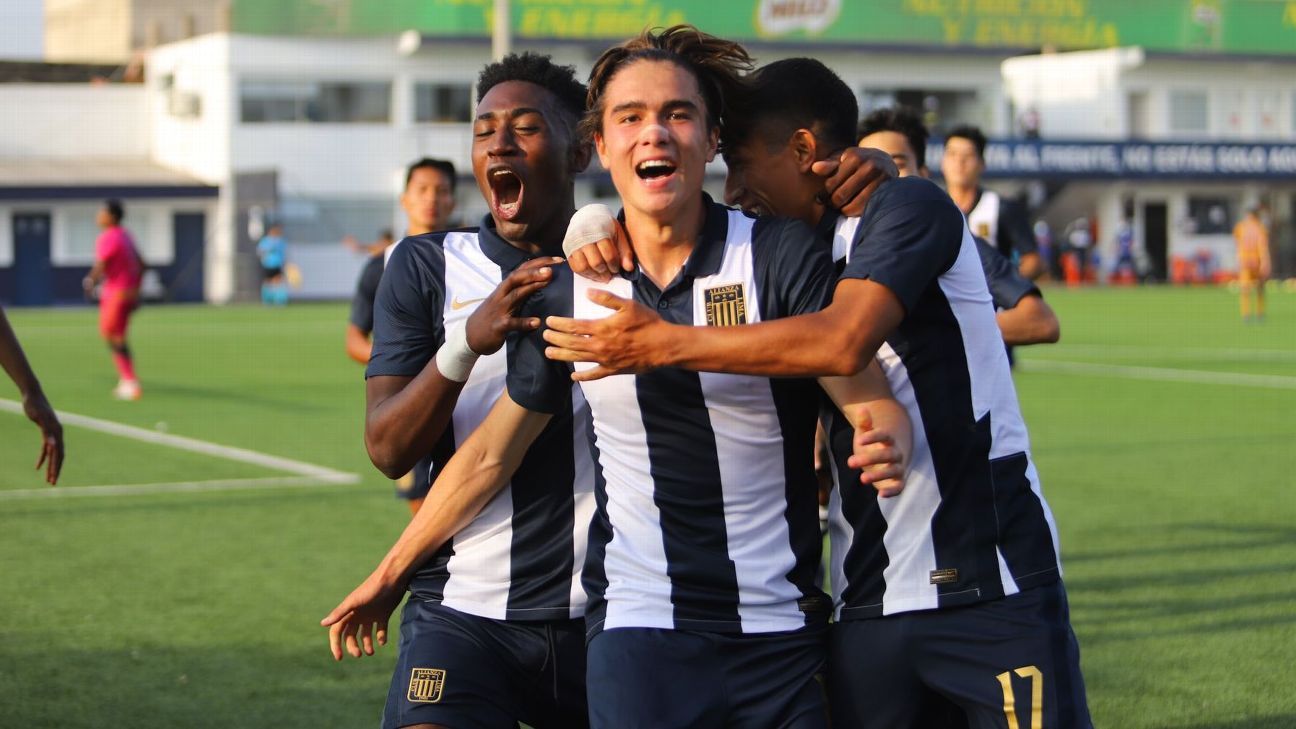 Juan Pablo Goicochea se aproxima al debut profesional con Alianza Lima