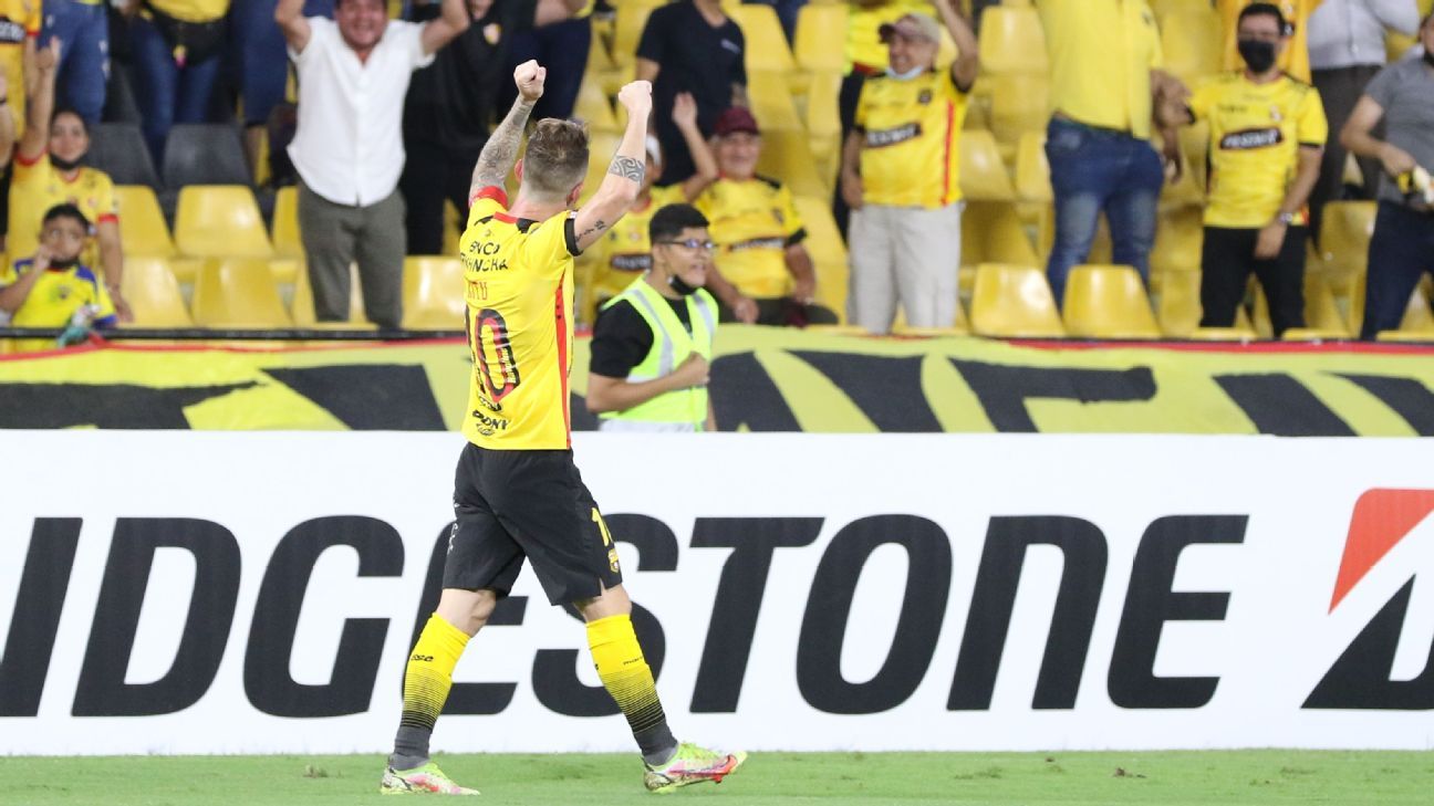 El Clásico del Astillero se jugará una vez más solo con hinchada local - ESPN