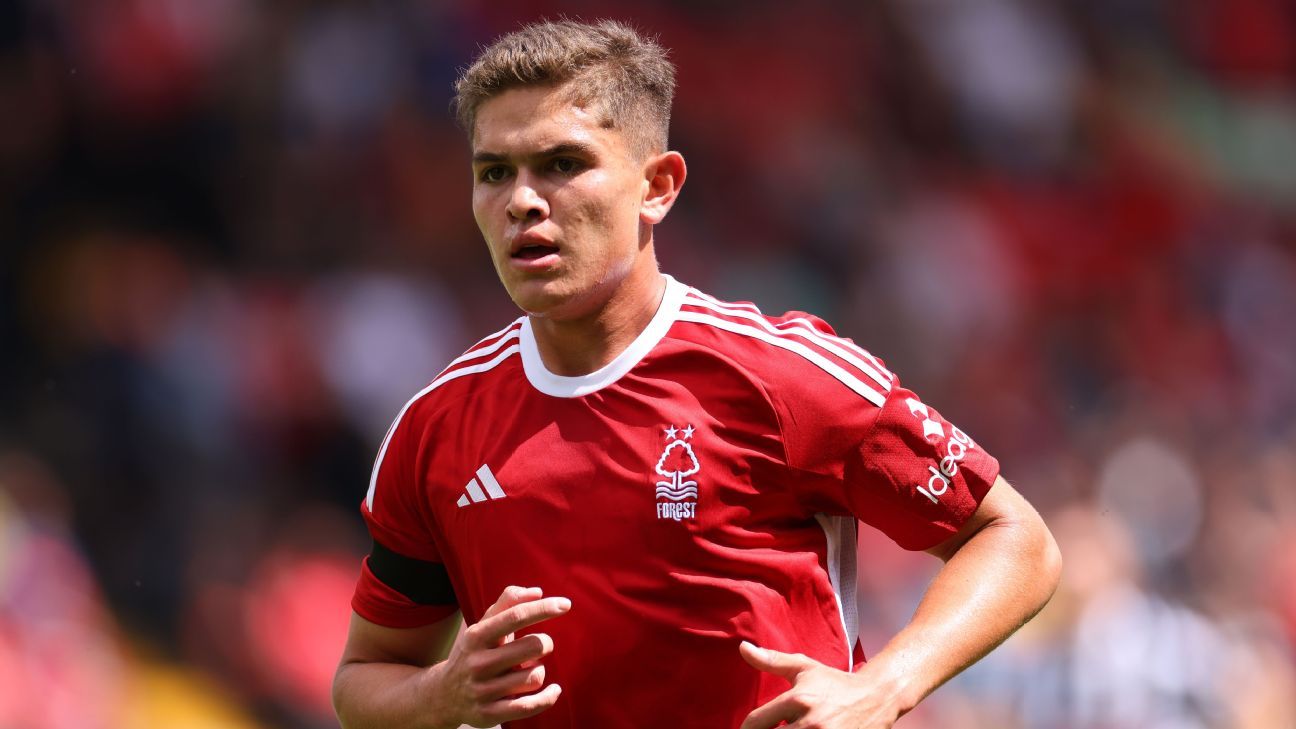 Brandon Aguilera shone with an assist playing for Nottingham Forest's reserve team - ESPN