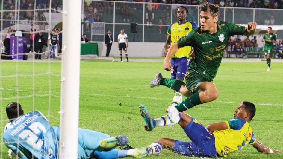 Erick Zambrano se transformó en el debutante más joven de la historia de LigaPro en triunfo de Orense - ESPN