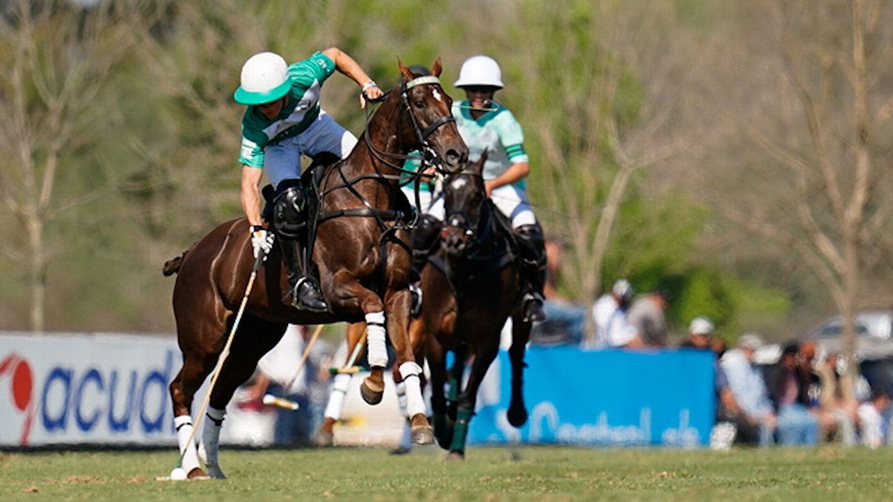 LA NATIVIDAD 22 v 11 LA HACHE C&P