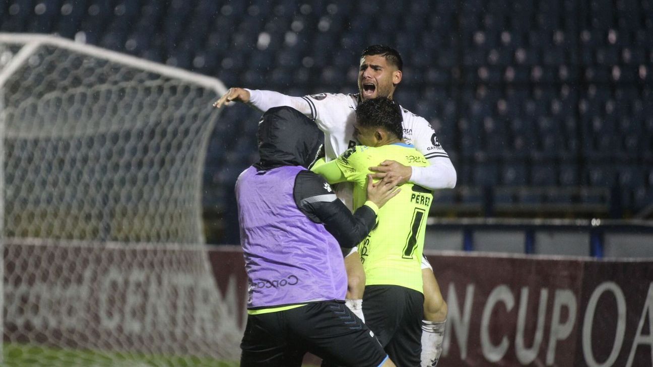 ¡Clasificados! Comunicaciones supera a Cartaginés y consigue el boleto a la Copa de Campeones 2024 - ESPN