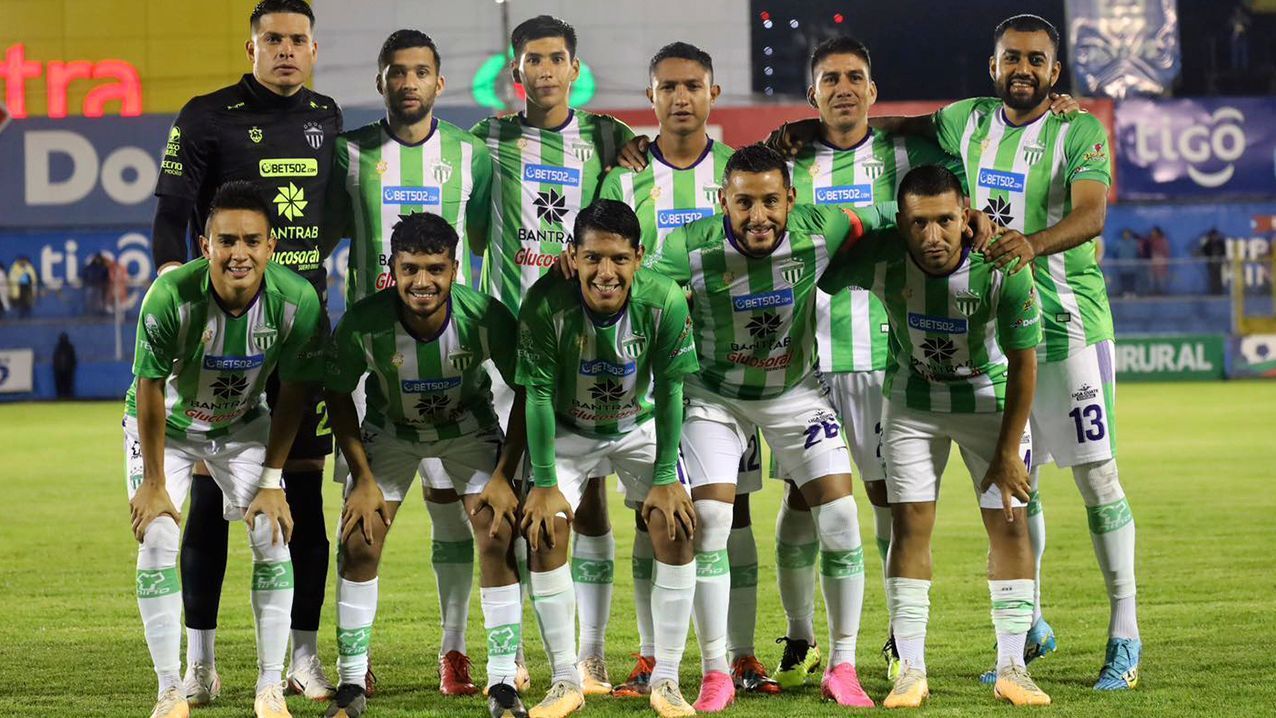 Antigua GFC vence al campeón Xelajú MC pese a irresponsabilidad del portero José González - ESPN