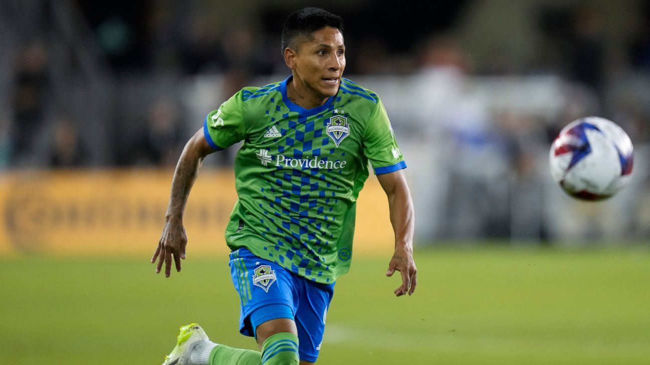 Jean Ferrari fue contundente sobre un posible regreso de Ruidíaz a Universitario - ESPN