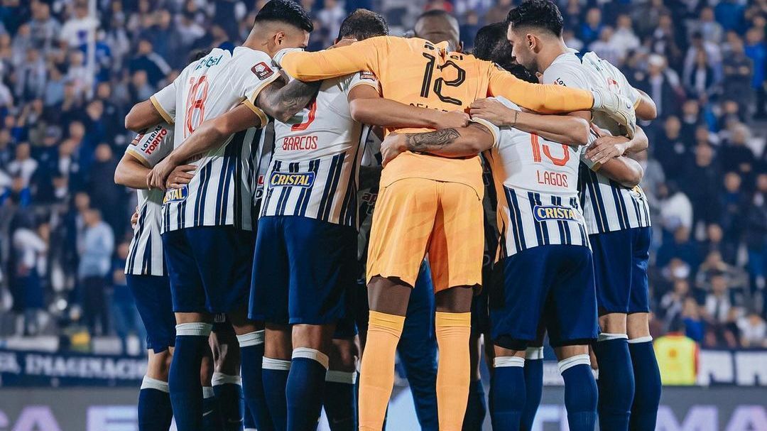 Alianza Lima y Sporting Cristal se enfrentan por el tercer puesto de la Copa Ciudad de los Reyes - ESPN
