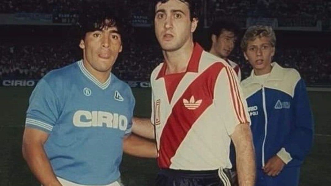 El recordado debut de Diego Maradona en Napoli, en un amistoso frente a... River - ESPN