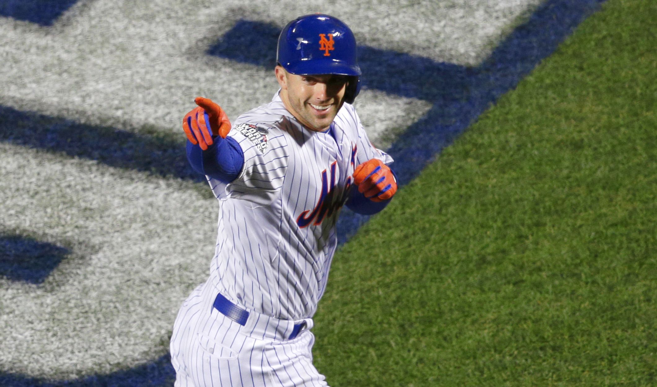 Todo sonrisas en Queens