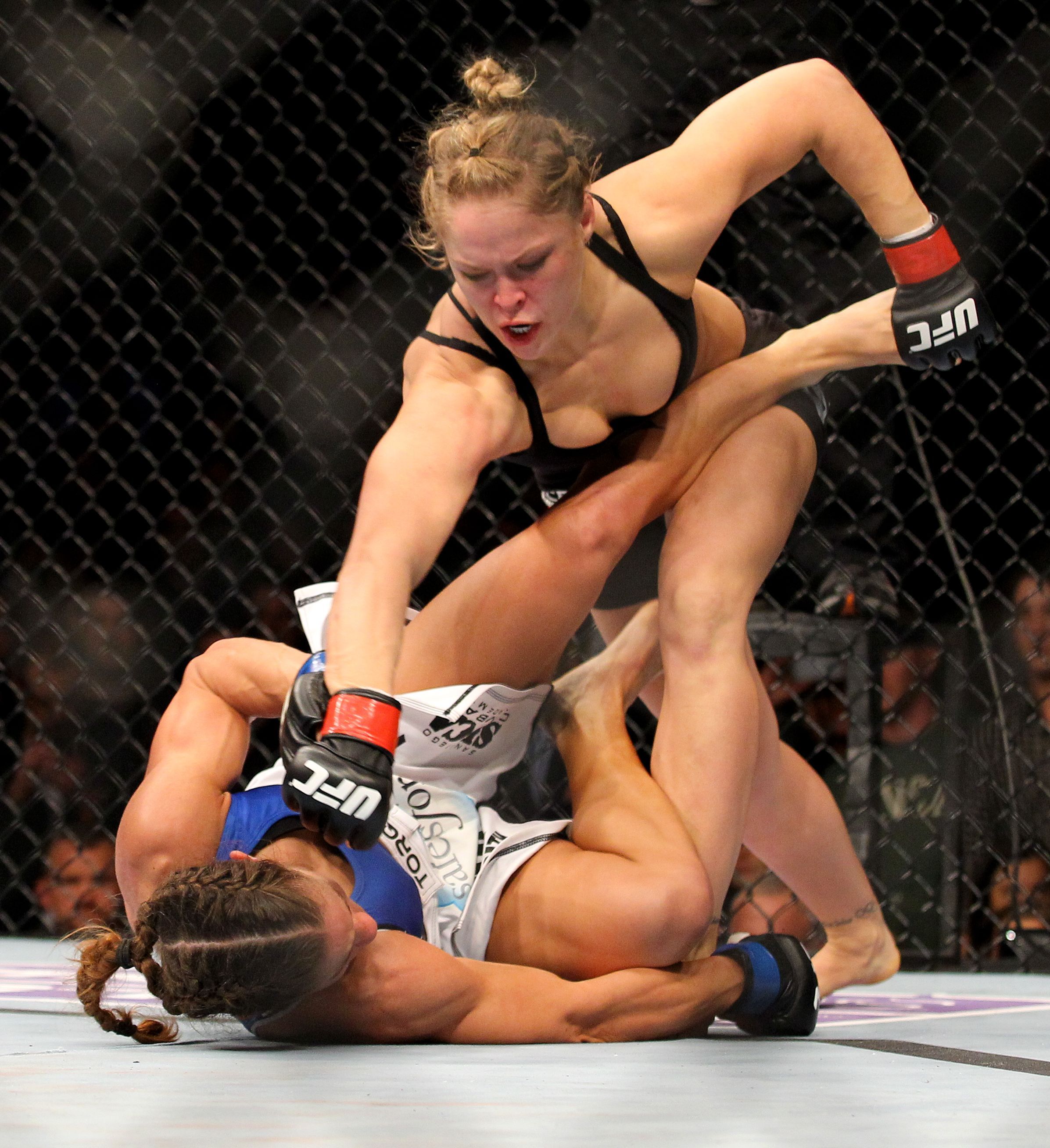 Round 1: Rousey vs. Carmouche, Febrero 13, 2013