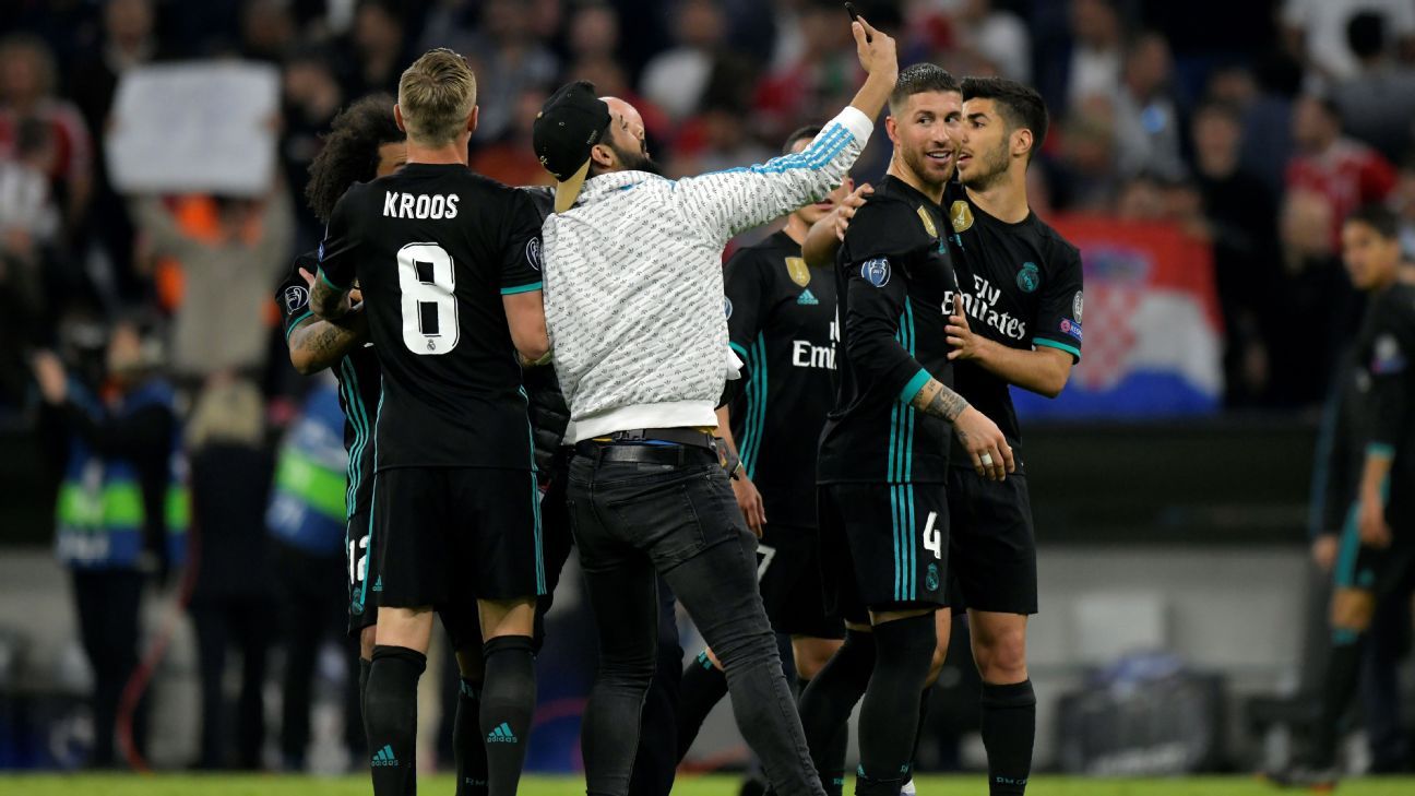 BAYERN MUNICH vs. REAL MADRID