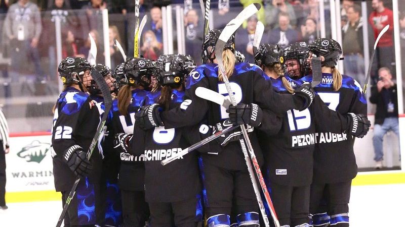 How the Minnesota Whitecaps are finding success in the NWHL