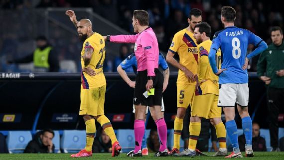 Smuk Anzai halt Griezmann 7 of 10 but Vidal 5 of 10 for red card in Barcelona draw at Napoli