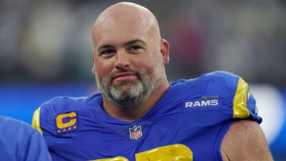 Andrew Whitworth shares photo of Rams' Super Bowl LIII jersey