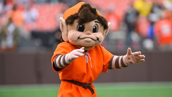 Cleveland Browns Mascot - Elf