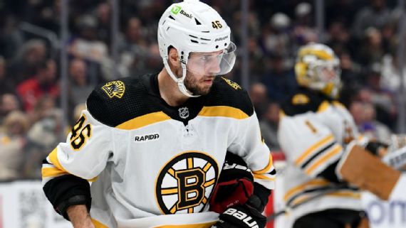 Toronto fans shelling out big bucks for Leafs-Bruins series