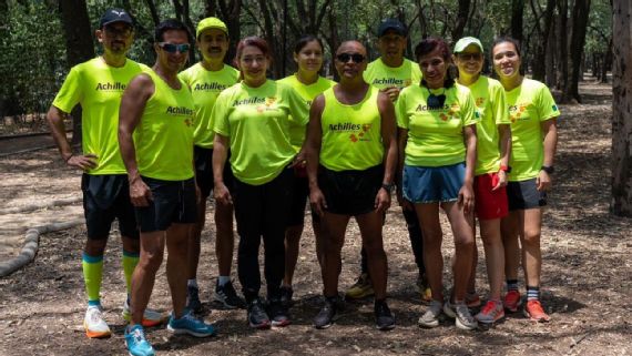 From Pole to Pole: the journey of a 'Chexican' barefoot runner