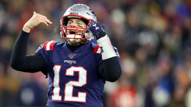 NFL on ESPN - The clause preventing the Tampa Bay Buccaneers from tagging Tom  Brady after two years means he has ideas of playing beyond his contract,  according to Adam Schefter.