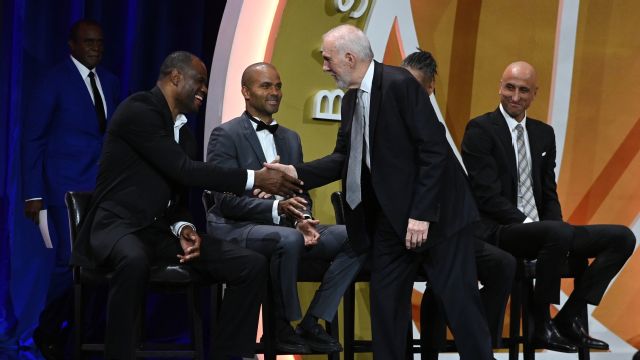 ESPN and ABC to Re-Air Classic NBA Games Featuring the 2020 Basketball Hall  of Fame Inductees - ESPN Press Room U.S.
