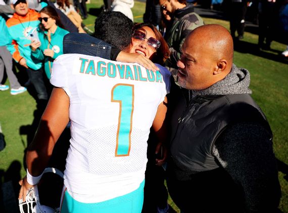 Tua Tagovailoa gives update on perceived concussion suffered vs. Bills,  says he's 'worried' about his back - Dolphin Nation