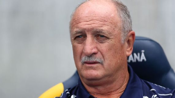 Felipão revela que estava tudo acertado para assumir o Boca Juniors: 