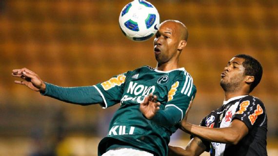 Dinei relembra seu gol antológico que torcida do Palmeiras vaiou: 