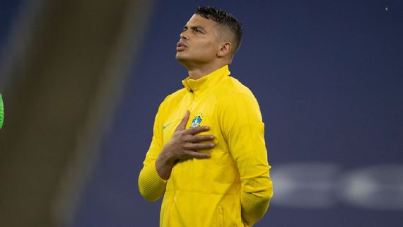 Neto se revolta após post polêmico de Thiago Silva que cita até pedido de entrevistas e ingressos: 'Fala quem é, c***'