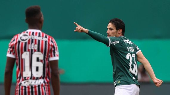 Veiga diz o que o deixou 'muito irritado' na final contra o São Paulo: 'Quando for a gente, não reclama'