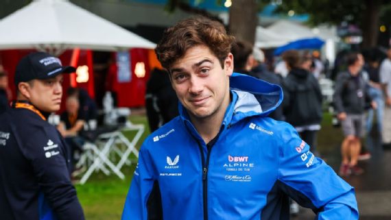 Franco Colapinto con la tuta Alpine