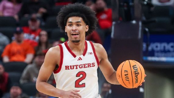 Dylan Harper with the San Antonio Spurs