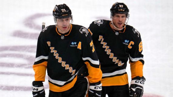 Сидни Кросби и Евгений Малкин на льду