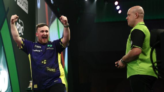 Luke Littler in action