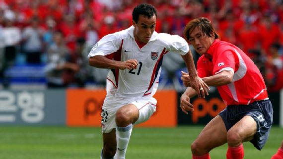 La camiseta local de Estados Unidos en el Mundial 2002