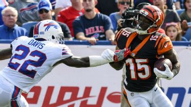 Denver Broncos cornerback Denard Walker wears the number 27 jersey