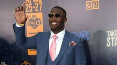 Which NFL prospects rocked the red carpet at the draft? - ESPN