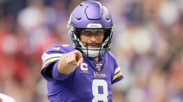 Mike Zimmer's fears become reality as Vikings QB Kirk Cousins tests  positive for COVID-19 - The Athletic