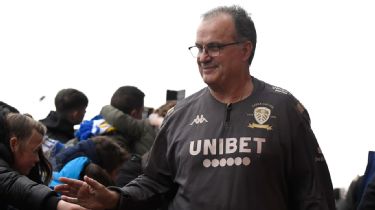 Will Briggs on X: That picture of Bielsa slumped, contemplating