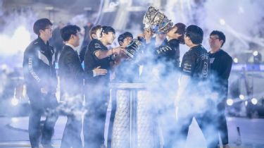 Fnatic and Invictus Gaming to Clash in Worlds 2018 Final at Incheon, South  Korea 