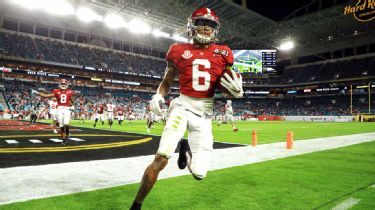 Alabama wins 2020 CFP title behind DeVonta Smith's record-shattering first  half