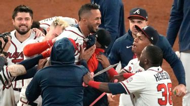 World Series 2021 - Freddie Freeman's Fall Classic moment with the Atlanta  Braves has finally arrived - ESPN