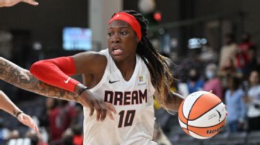 Atlanta Dream star Rhyne Howard wins WNBA Rookie of the Year award - ESPN