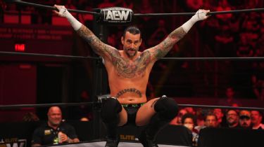 CM Punk Talks Return to Wrestling, AEW, Justin Fields, Cubs & More