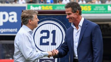 Yankees retire Paul O'Neill's No. 21 jersey, Cashman booed - The San Diego  Union-Tribune