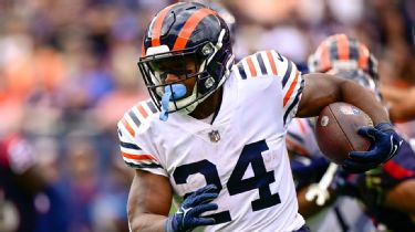 Khalil Herbert has early lead as Bears' RB1, but battle will ensue - ESPN - Chicago  Bears Blog- ESPN