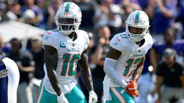 Mike McDaniel's Fantasy Impact on Jaylen Waddle, Dolphins Offense - Sports  Illustrated