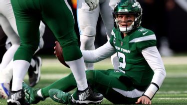 New York Jets revolving door at QB ruined season