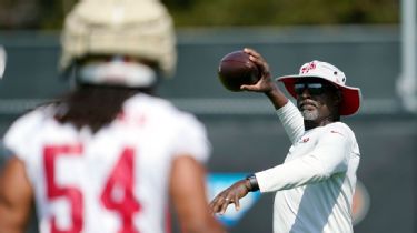 49ers situation should remind Chicago Bears fans of rookie QB tribulations